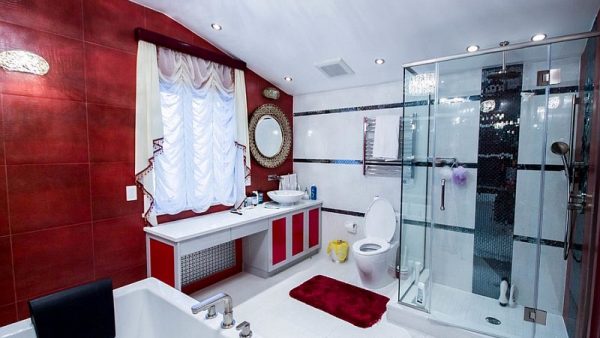 2017-Banyo-Dekorasyonu-İçin-Mor-ve-Kırmızı-Dizaynı-h-600x338