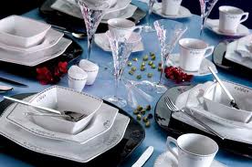 Cozy bernardo modern yemek takımı, kare Modern Yemek Takımları
